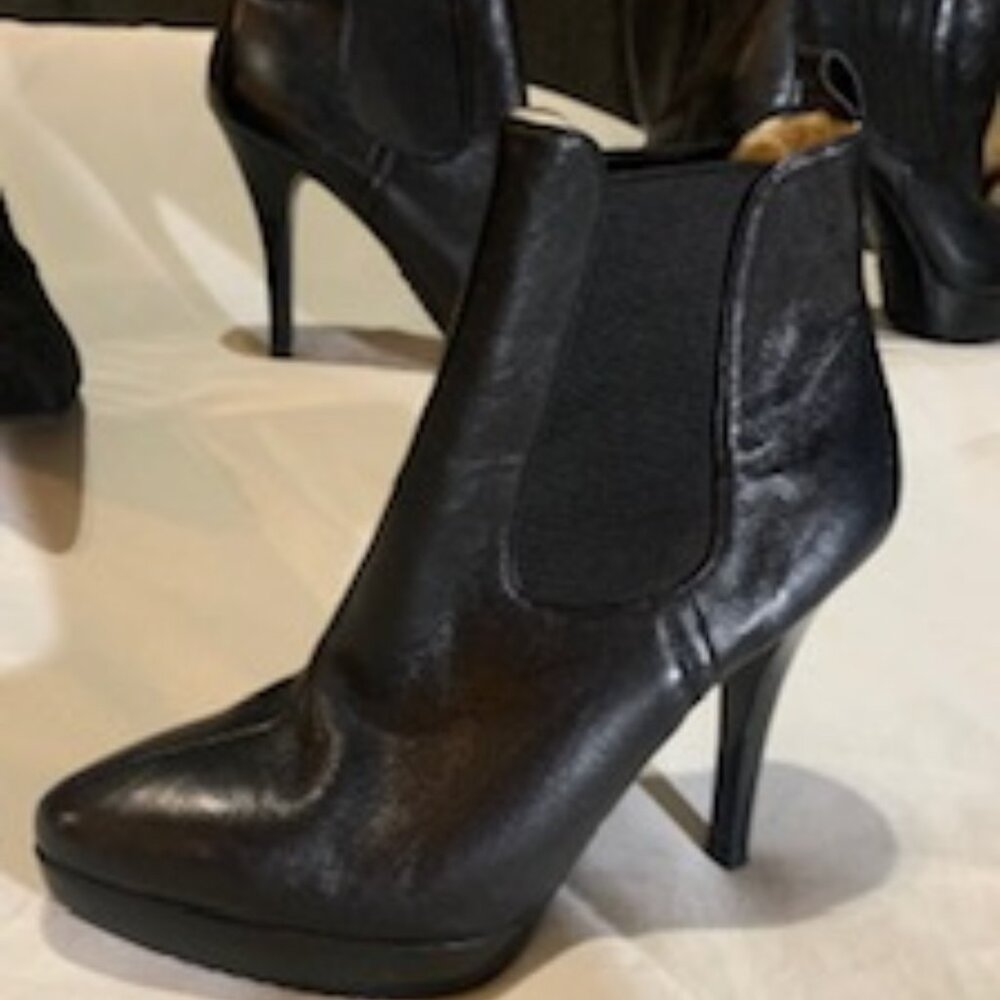 Black Heel
